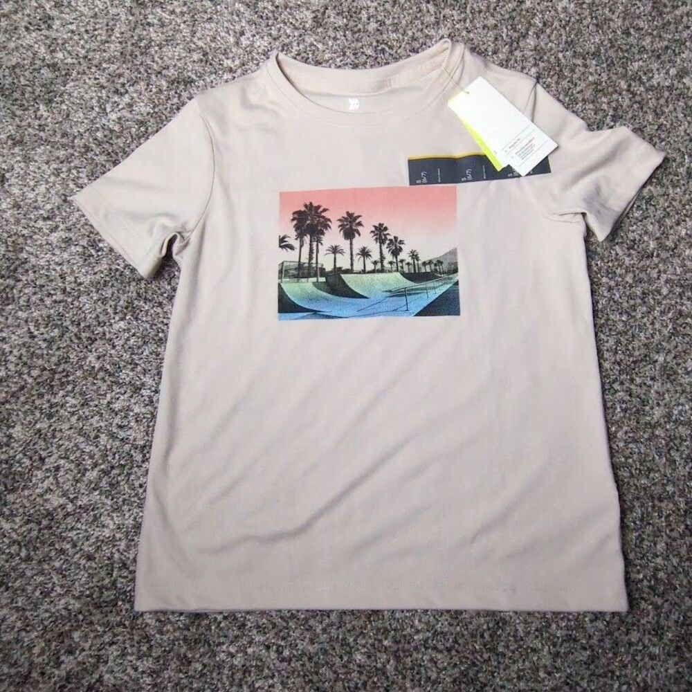 ALL IN MOTION Boys S 6/7 Beige Moisture Wicking Short Sleeve Palm Skate Park